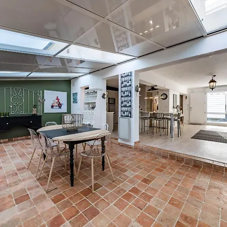 Le Poly - Maison Lumineuse Laval (Mayenne)